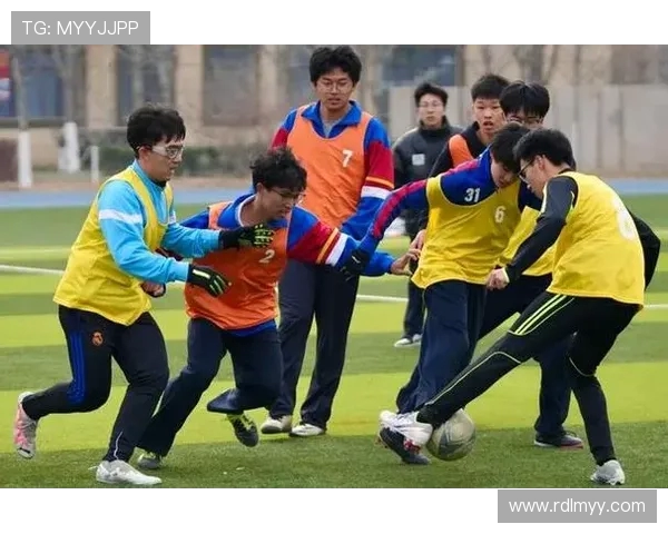 足球训练中的团队战术演练与配合强化