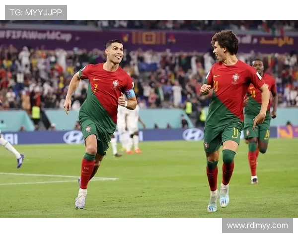 C罗世界杯经典进球瞬间全纪录热血回顾传奇之路荣耀绽放巅峰时刻 C罗世界杯经典进球瞬间全纪录热血回顾传奇之路荣耀绽放巅峰时刻